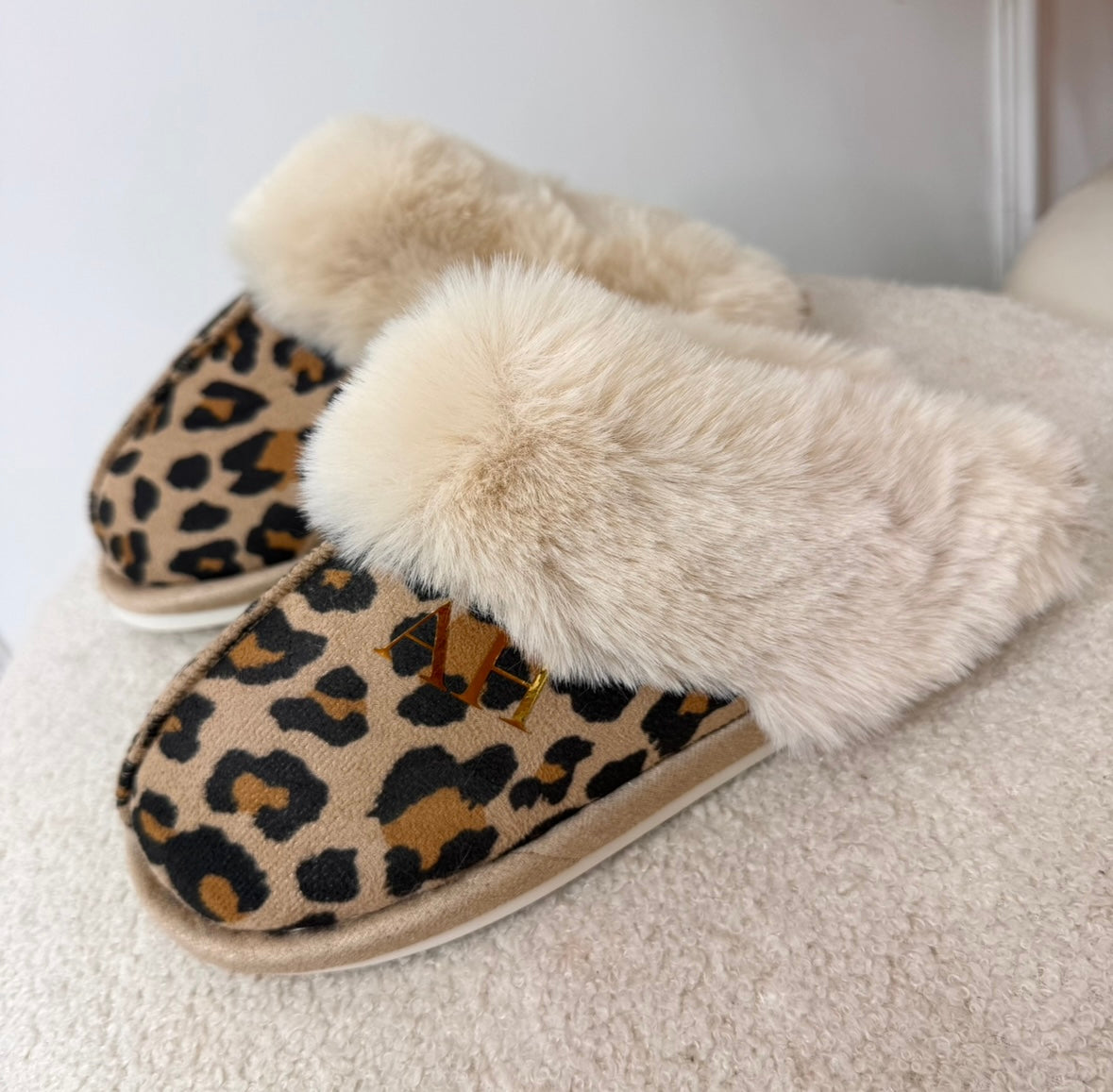 Leopard fluffy mule slippers with gold initials