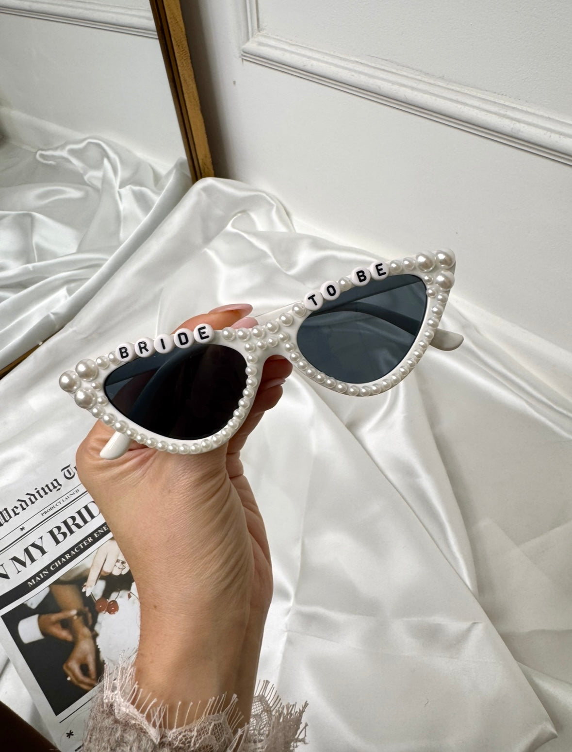 Pearl Cat Eye 'Bride to be' Wedding, Hen Party sunglasses