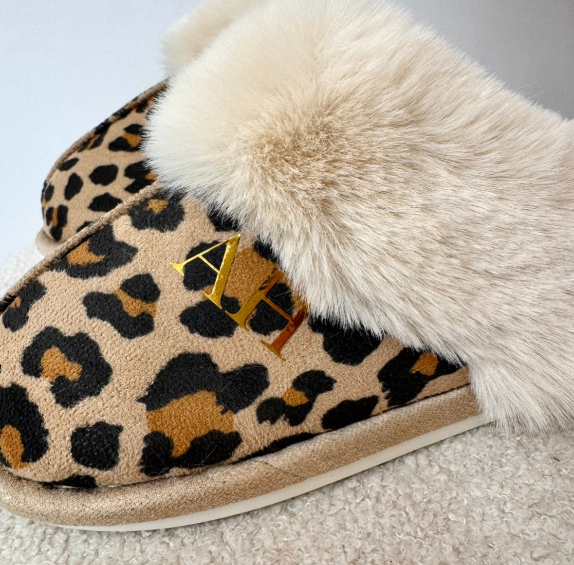 Leopard fluffy mule slippers with gold initials